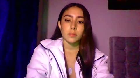 MaddieSquirt online show from January 19, 4:22 am