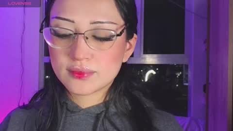   Please followme and rate me your thumbs up online show from November 9, 1:33 am