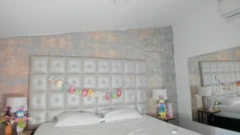 Maddy online show from April 6, 11:33 am