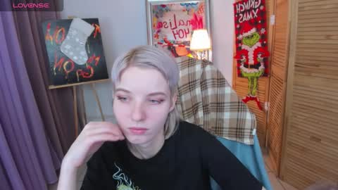 madelaines online show from January 6, 10:19 am