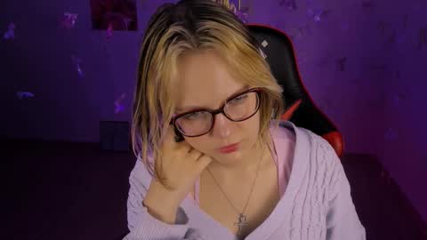 Madeline online show from February 20, 4:44 am