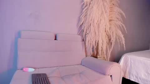 Mady online show from January 24, 9:26 pm