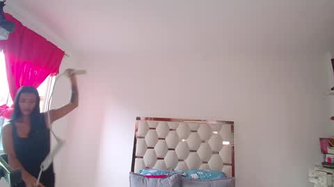 madelyn roses online show from October 5, 9:53 pm