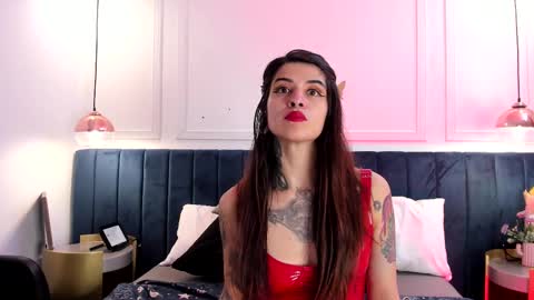 Maddison online show from March 4, 5:24 pm