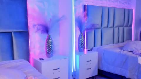 Snapshot of madison_darkk chatting on October 6, 3:29 pm MADISON  online show from October 6, 3:29 pm