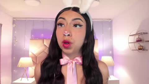 Snapshot of madison_darkk chatting on September 28, 3:28 pm MADISON  online show from September 28, 3:28 pm