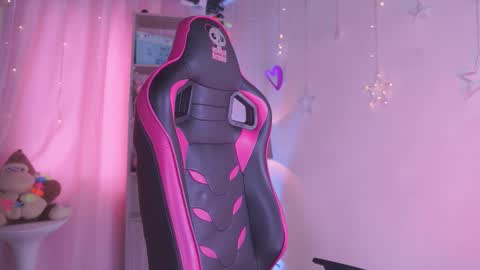 Snapshot of madison_mayer chatting on September 10, 1:44 pm Madison   online show from September 10, 1:44 pm