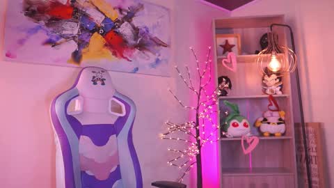 Snapshot of madison_mayer chatting on March 10, 12:06 pm Madison   online show from March 10, 12:06 pm