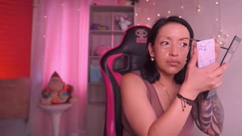 Snapshot of madison_mayer chatting on October 3, 1:16 pm Madison   online show from October 3, 1:16 pm