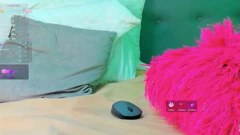   online show from March 16, 11:30 pm