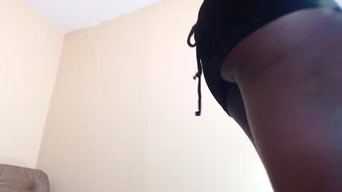 Snapshot of madison_mooney chatting on December 12, 12:12 pm Madison online show from December 12, 12:12 pm