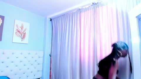 Snapshot of madison_mooney chatting on February 1, 12:16 pm Madison online show from February 1, 12:16 pm