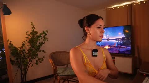 Snapshot of madisonlara chatting on October 23, 5:52 pm madisonlara online show from October 23, 5:52 pm