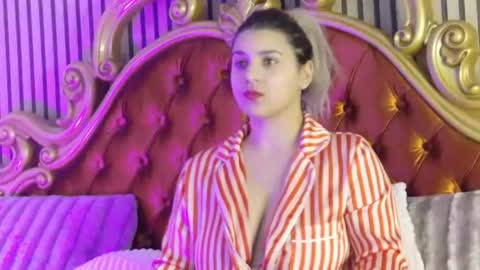 madisonrusso online show from January 10, 9:36 am