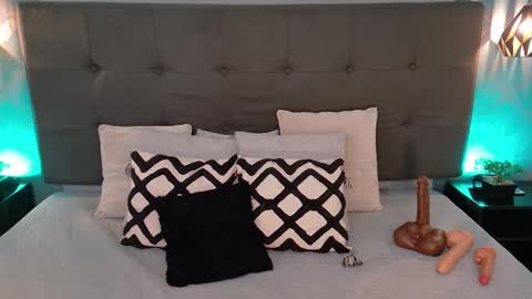 Snapshot of madisonsmith1 chatting on January 18, 9:45 pm Madison Smith online show from January 18, 9:45 pm