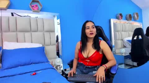 madisson_sophie online show from September 8, 7:13 pm