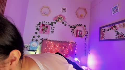 Snapshot of madissonborch chatting on October 7, 11:58 am Rouse  online show from October 7, 11:58 am