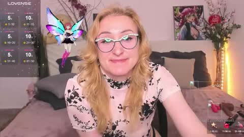 Snapshot of madissonkiss chatting on September 14, 2:31 am Madisson online show from September 14, 2:31 am