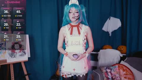 Alice online show from October 31, 8:13 pm