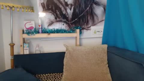 Snapshot of madoka_xxx chatting on February 10, 1:24 am Elizabeth online show from February 10, 1:24 am