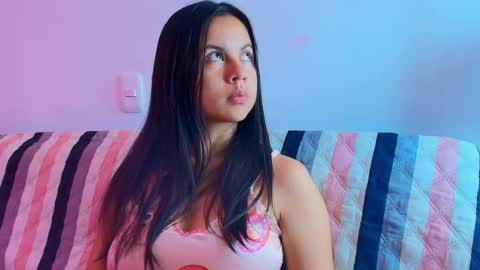 Snapshot of mady_gh chatting on September 25, 3:49 am mady online show from September 25, 3:49 am