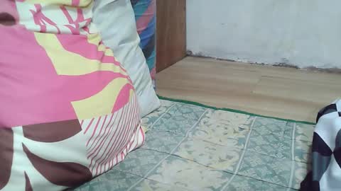 Snapshot of maegold69 chatting on October 25, 12:24 pm maegold69 online show from October 25, 12:24 pm