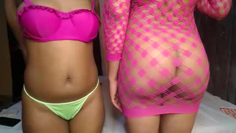 PENDO AND VIV online show from September 18, 5:06 am