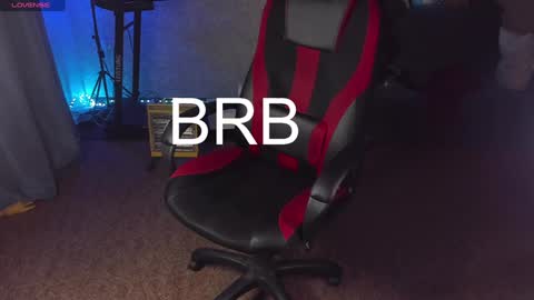 Maevee online show from December 2, 9:21 am