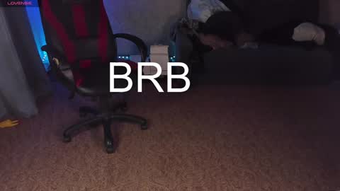 Maevee online show from December 3, 9:31 am