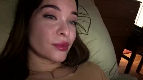 Snapshot of magggg658318 chatting on October 28, 3:18 pm magggg658318 online show from October 28, 3:18 pm