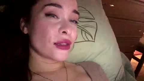 Snapshot of magggg658318 chatting on October 25, 2:03 pm magggg658318 online show from October 25, 2:03 pm