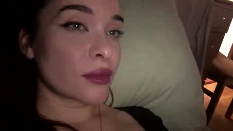 Snapshot of magggg658318 chatting on October 19, 2:41 pm magggg658318 online show from October 19, 2:41 pm