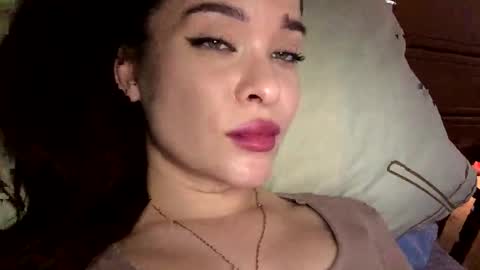 Snapshot of magggg658318 chatting on September 23, 2:15 pm magggg658318 online show from September 23, 2:15 pm