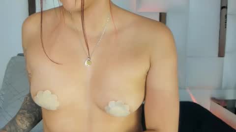 CLOEH  online show from October 28, 8:57 pm