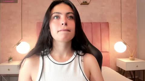 Snapshot of magic_fernanda chatting on March 6, 8:16 pm Fer online show from March 6, 8:16 pm