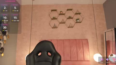 Snapshot of magic_fernanda chatting on September 8, 10:09 pm Fer online show from September 8, 10:09 pm