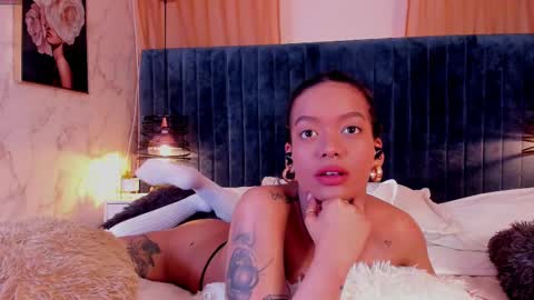 koko gomez online show from February 11, 4:44 am