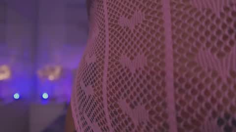 Snapshot of magyc_bri chatting on October 17, 3:04 pm magyc_bri online show from October 17, 3:04 pm