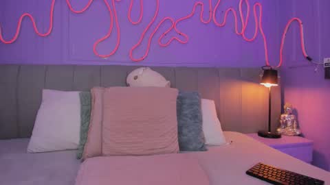 Mai online show from October 16, 10:12 pm