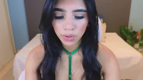 Maiaa Ruiz  online show from January 23, 1:56 pm