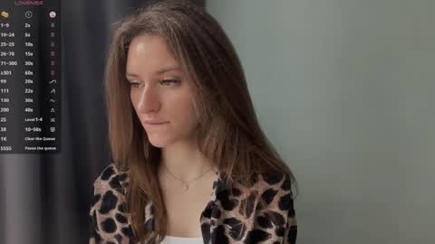 M I A online show from April 11, 8:51 am