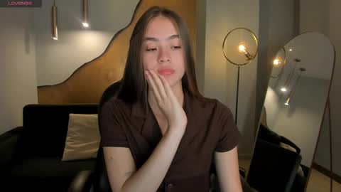  Maia  online show from October 8, 6:56 pm