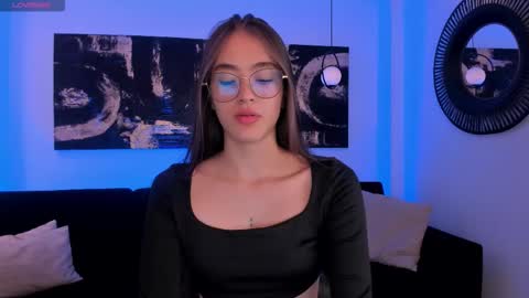  Maia  online show from September 17, 6:28 pm