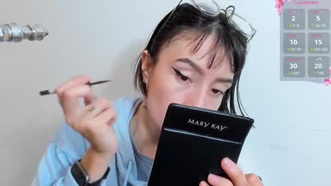 maibys online show from October 4, 4:40 am