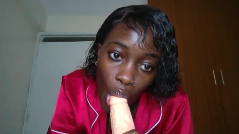 TO MY GOOD SUPPORTERS KINDLY MAKE MY WISHES COME TRUE I LOVE YOU ALL I AM UNWELL BUT I WILL BE BACK SOON online show from December 8, 6:54 am