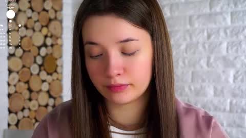 Lucy online show from November 9, 2:07 am