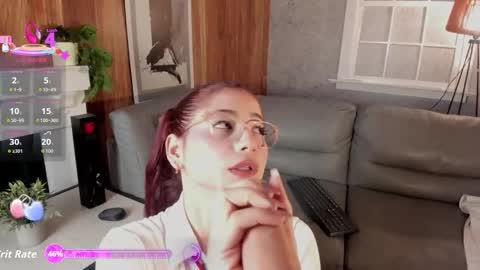 Snapshot of maiia_cute chatting on October 8, 2:49 am Maiia Cute online show from October 8, 2:49 am