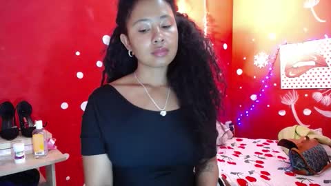 Maite online show from October 10, 11:59 am