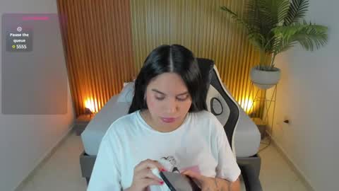 maite saens online show from March 3, 7:03 pm
