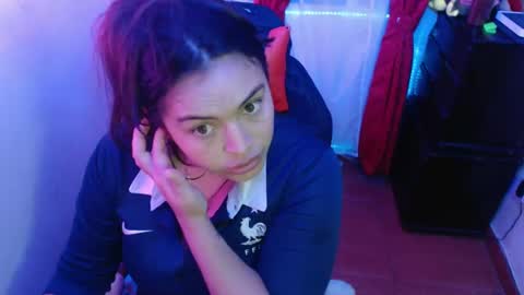 Snapshot of maitte_22 chatting on February 7, 2:08 am Hello friends Im on another account online show from February 7, 2:08 am
